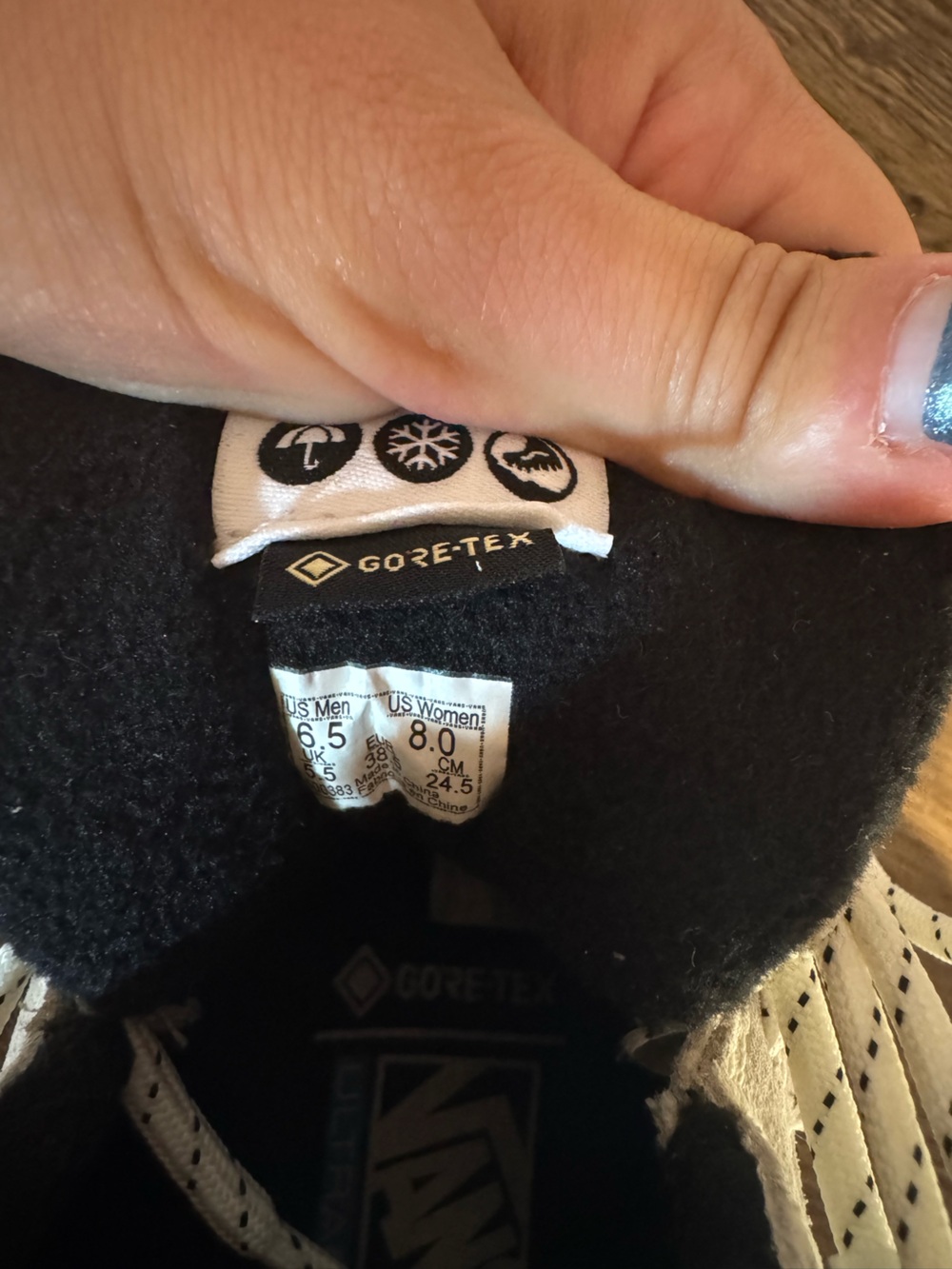 Vans Ultrarange Hiking Boots - Picture 8 of 10